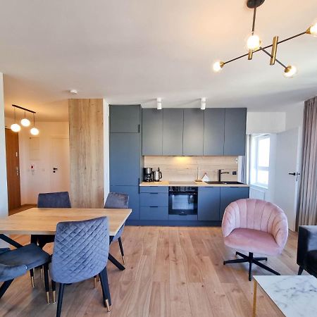 Visit Baltic - Sun Towers -2 Sypialnie - Parking Inklusive Apartment Swinoujscie Luaran gambar