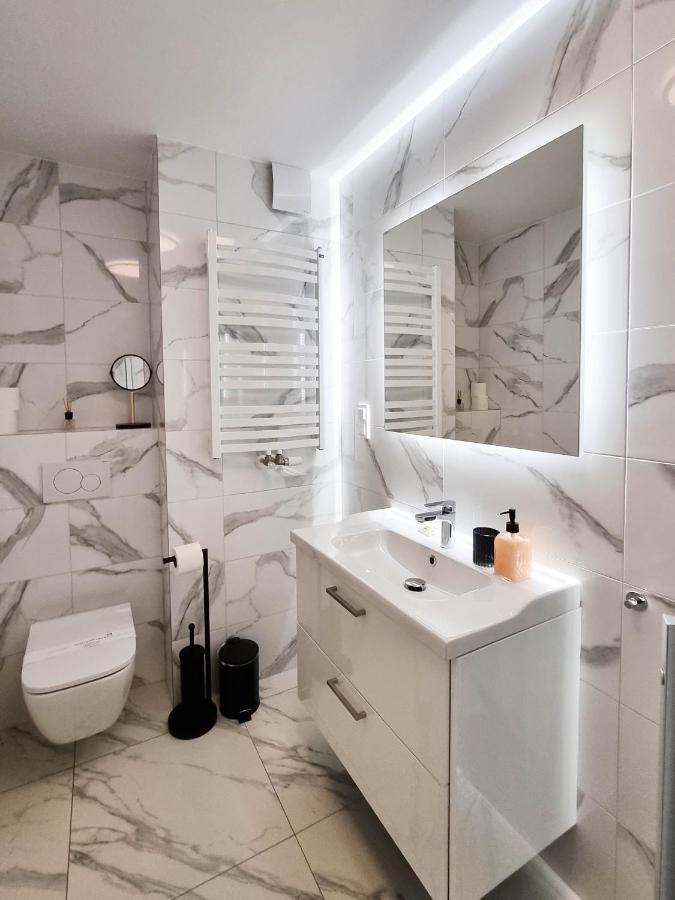 Visit Baltic - Sun Towers -2 Sypialnie - Parking Inklusive Apartment Swinoujscie Luaran gambar