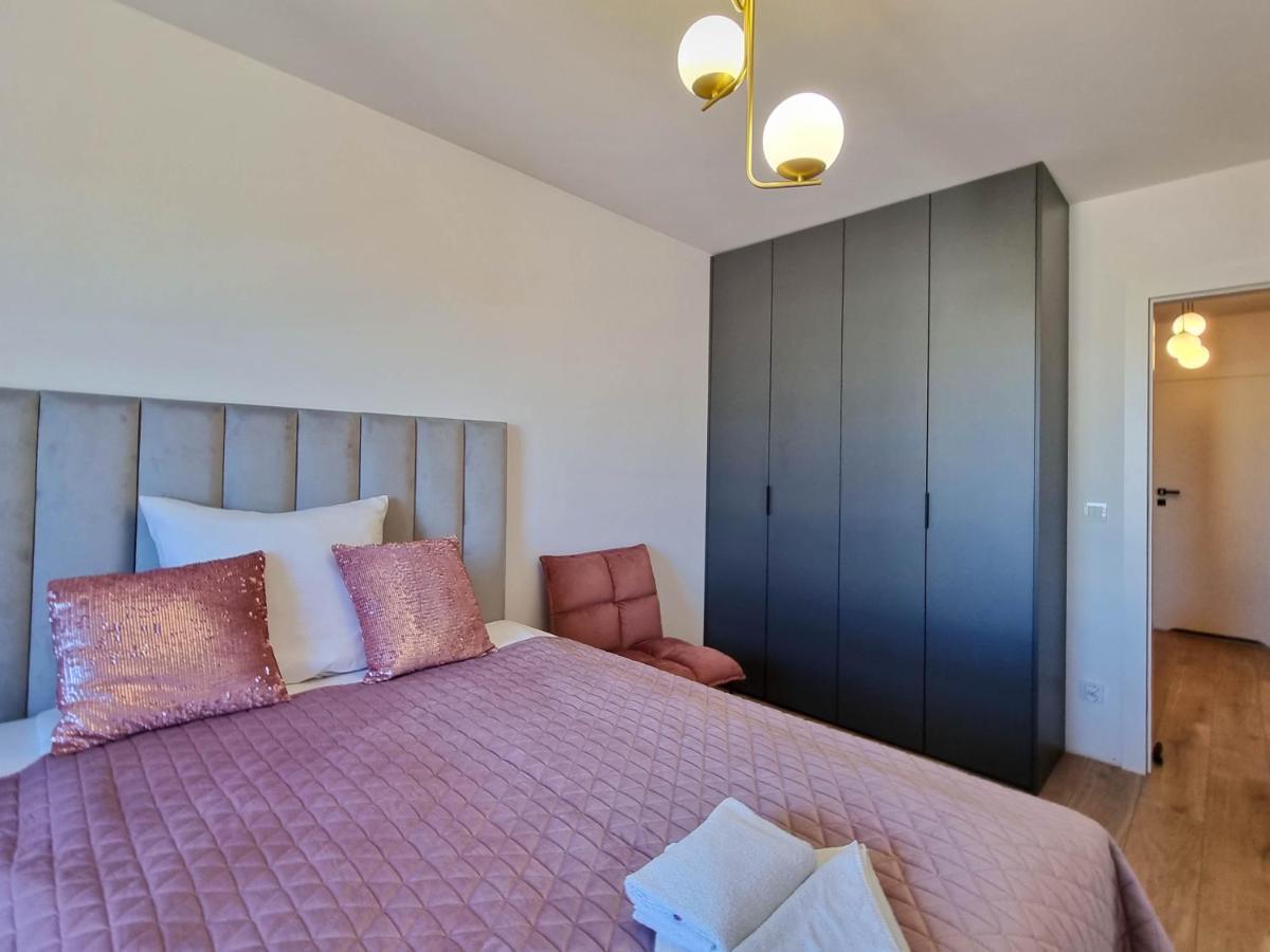 Visit Baltic - Sun Towers -2 Sypialnie - Parking Inklusive Apartment Swinoujscie Luaran gambar